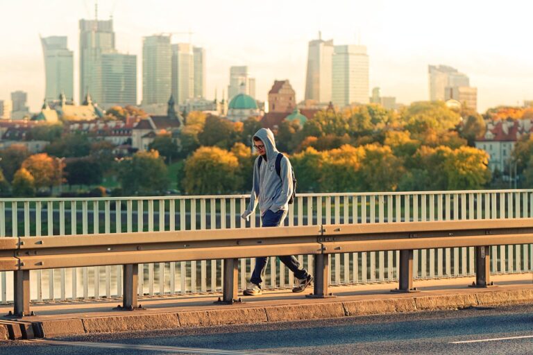 Trading Arctic Views for Cityscapes: Your Guide to Moving from Barrow to Mississauga